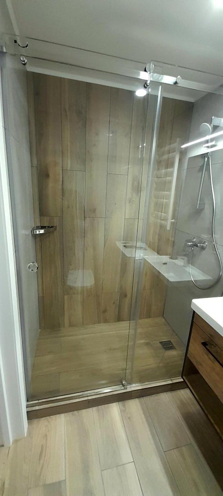 Апартаменти В Центрі Львова !!! Exteriör bild